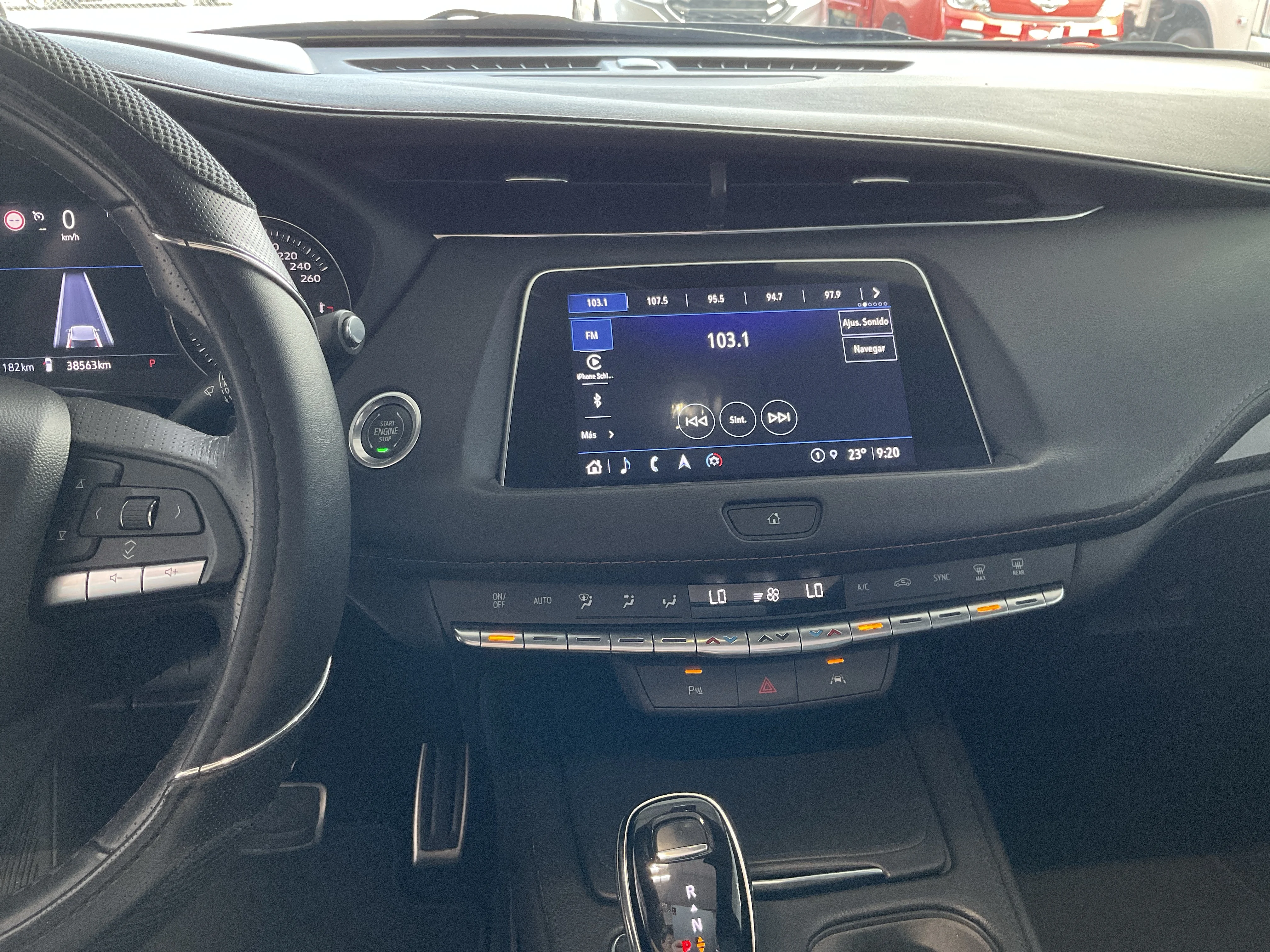 Interior 9