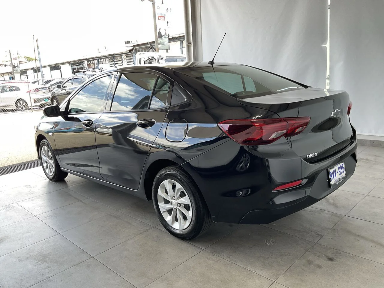Exterior 5