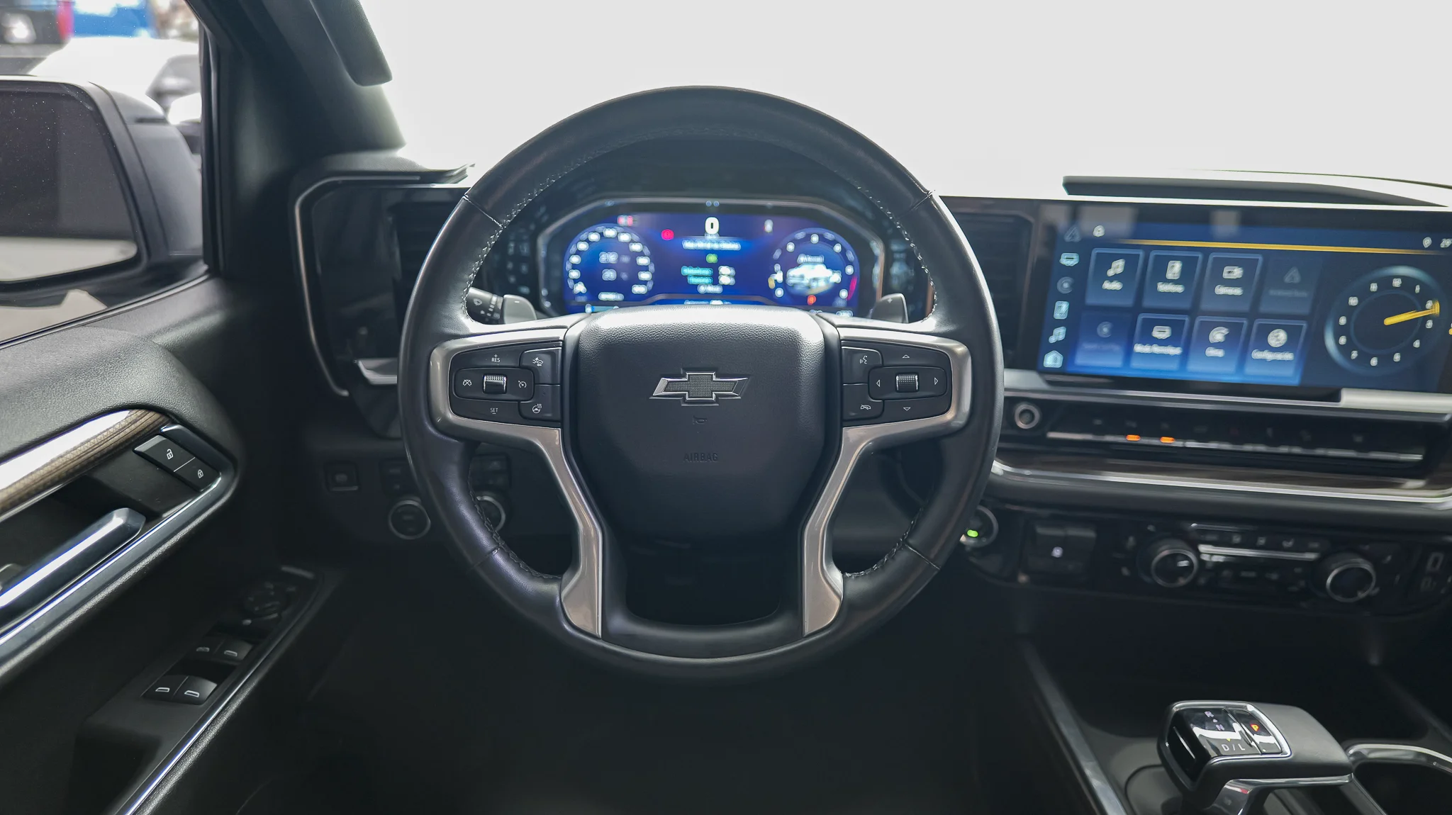 Interior 4