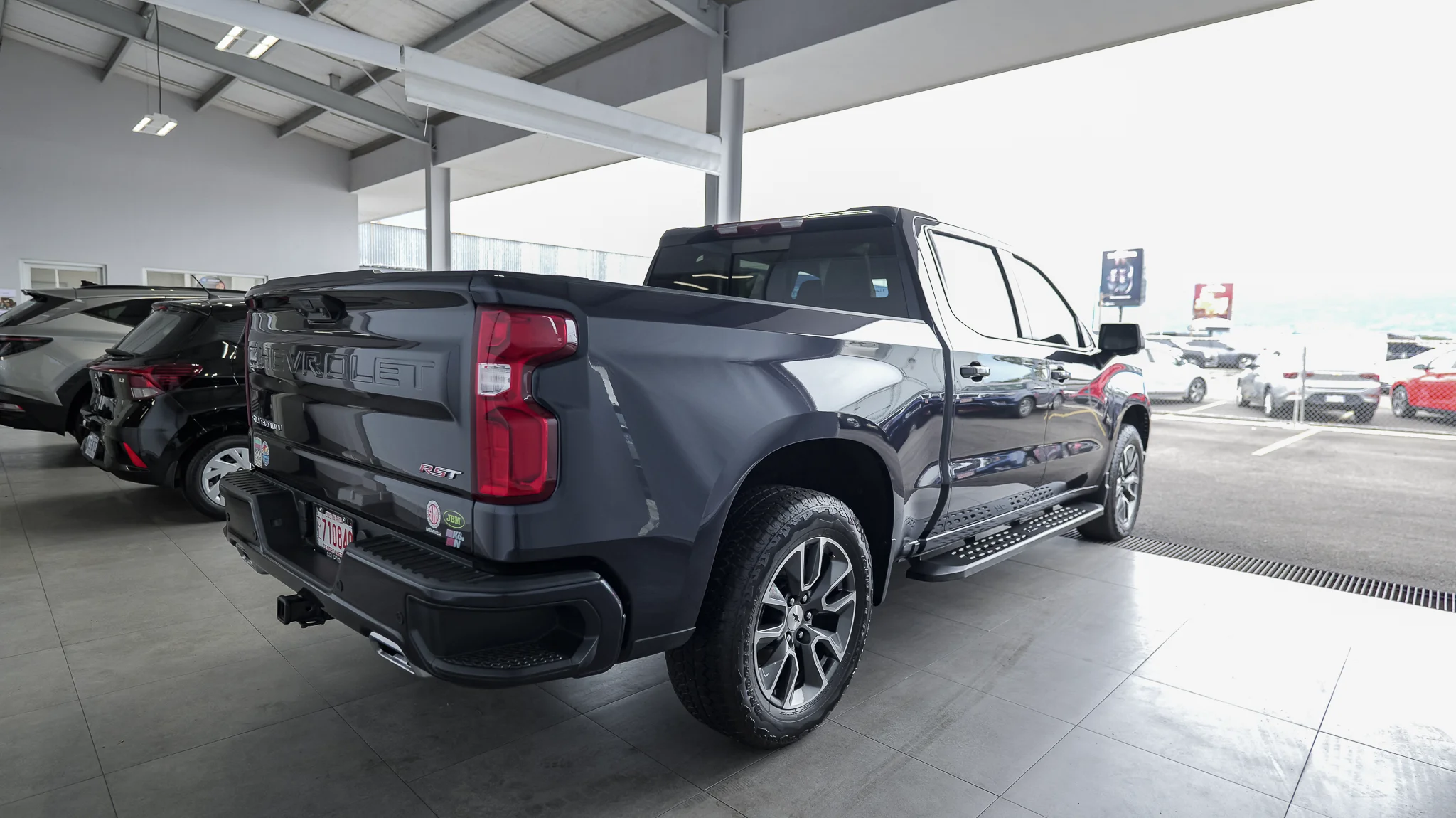 Exterior 4