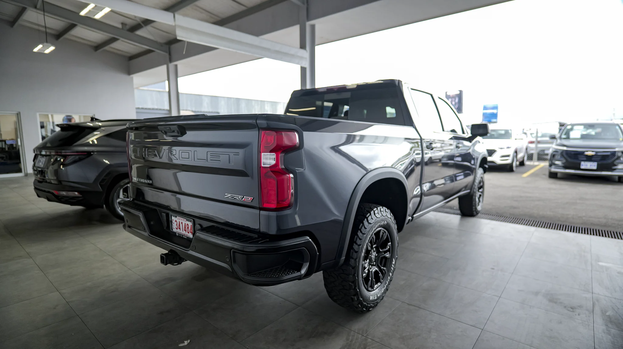 Exterior 3