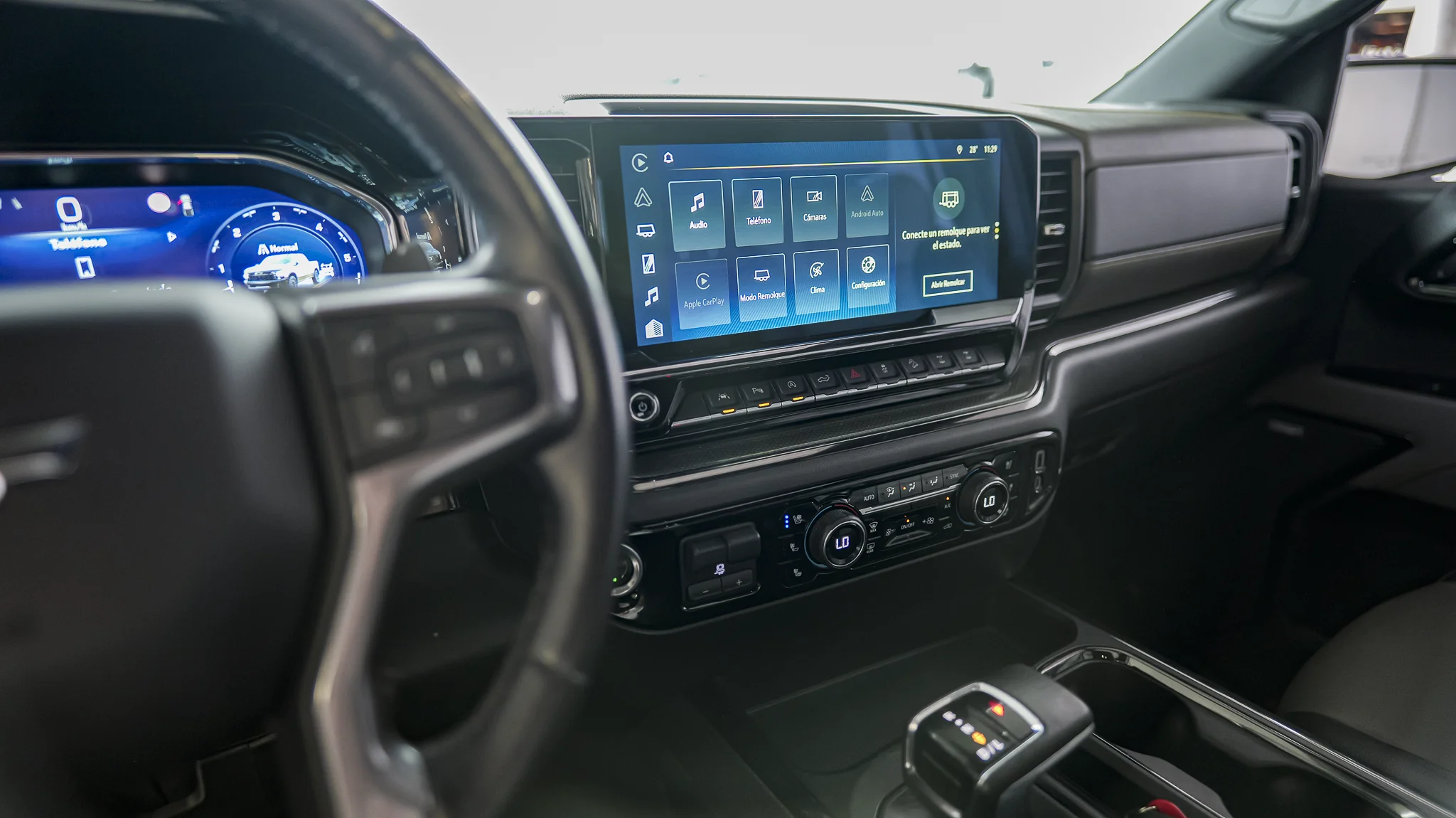Interior 7