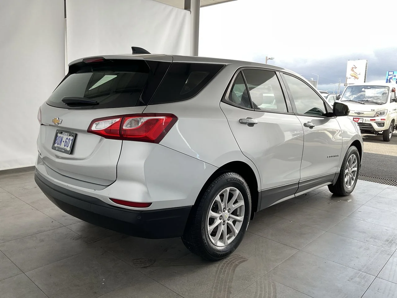 Exterior 7