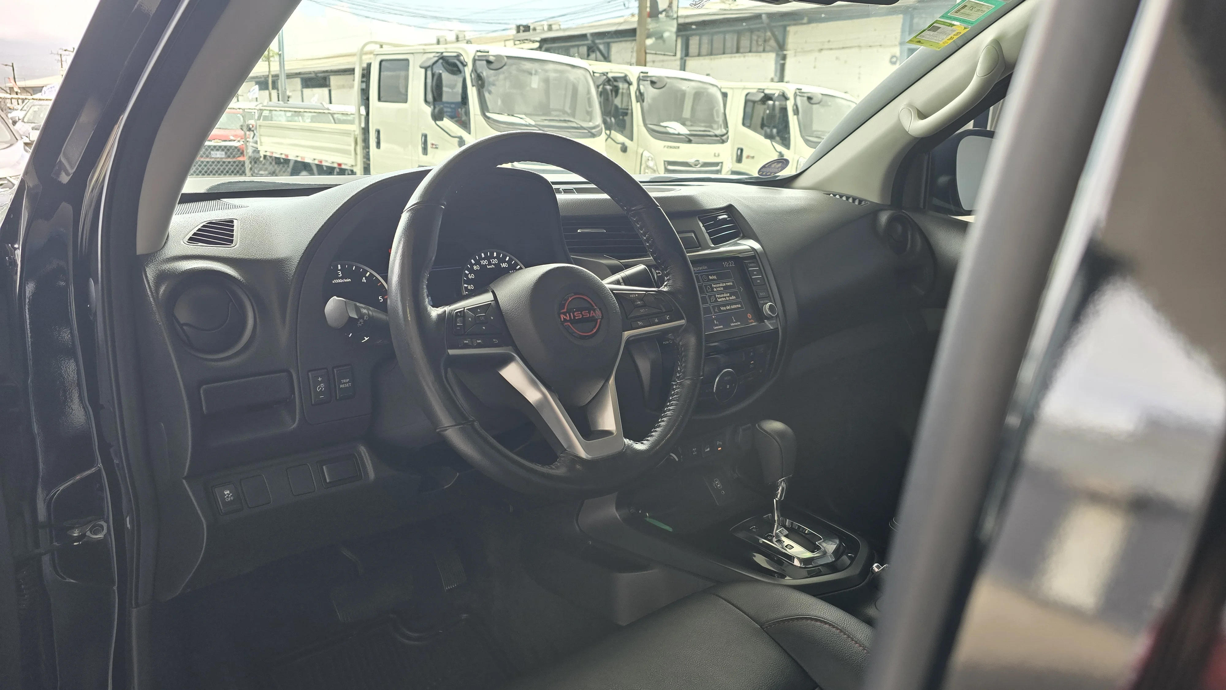 Interior 6