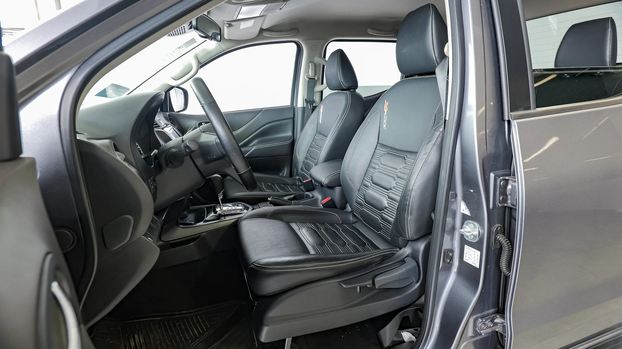 Interior 4