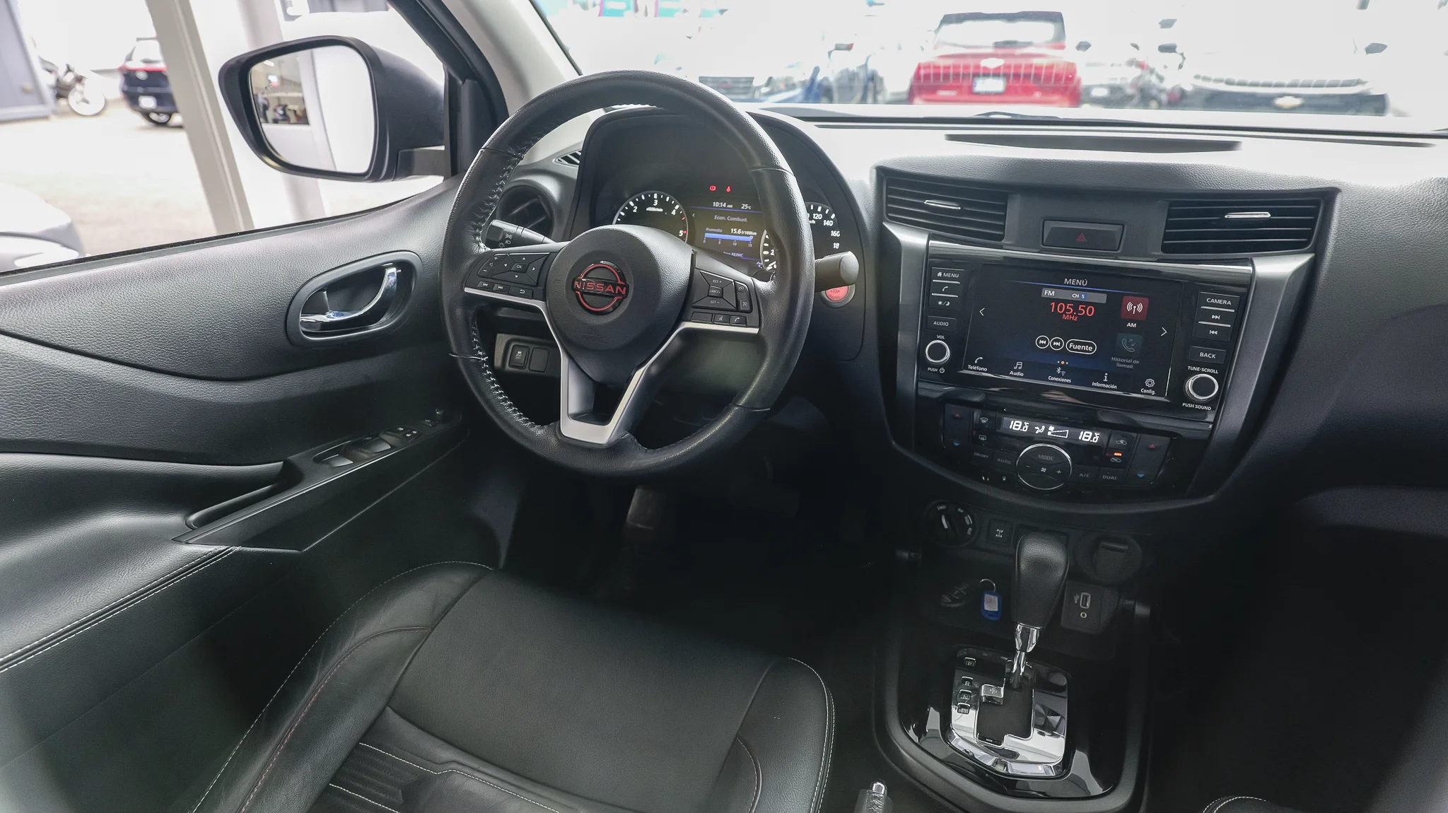 Interior 5