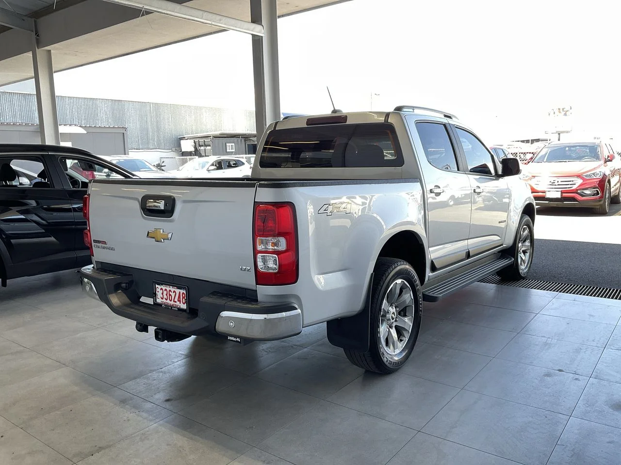 Exterior 7
