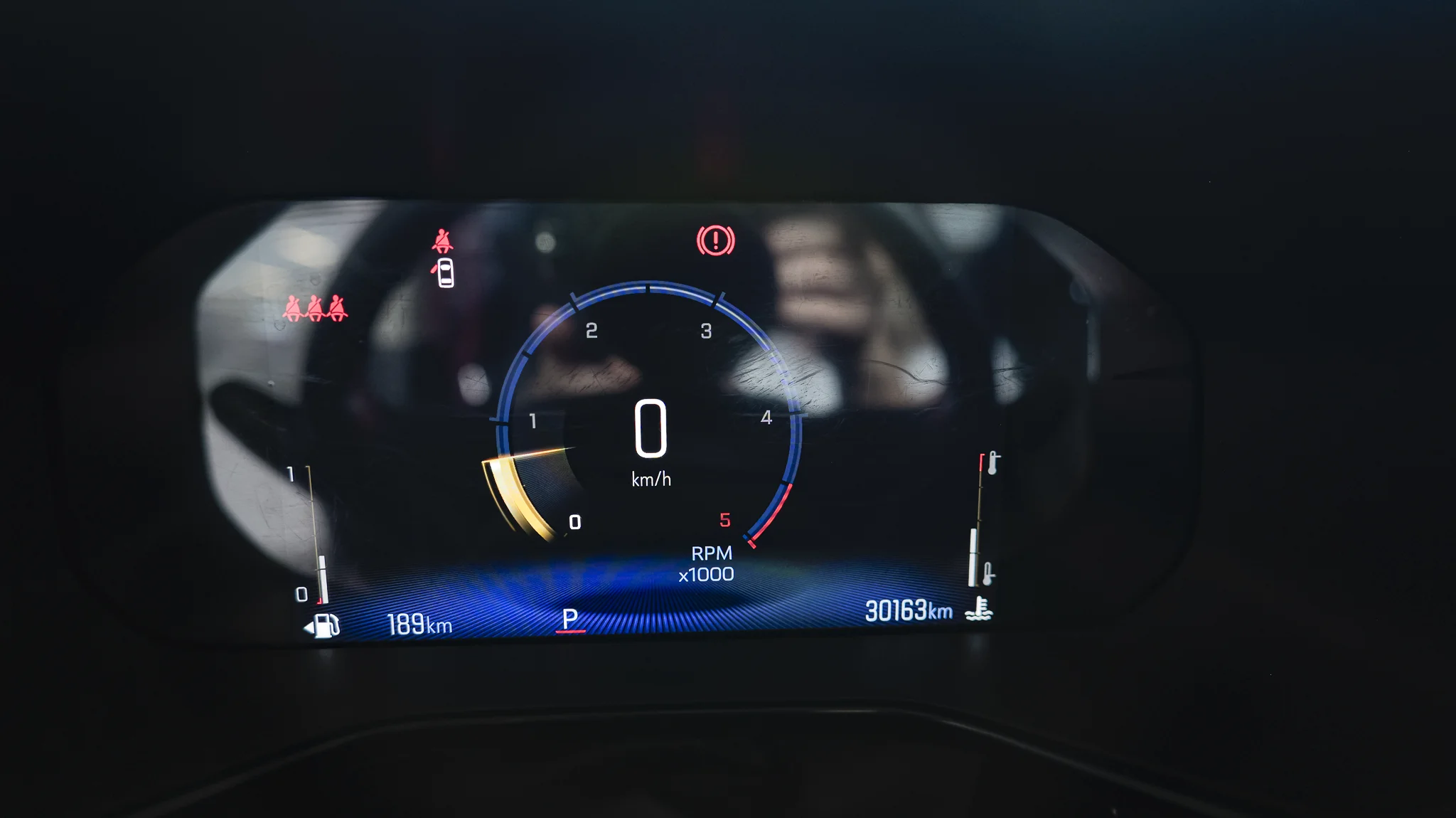Interior 6