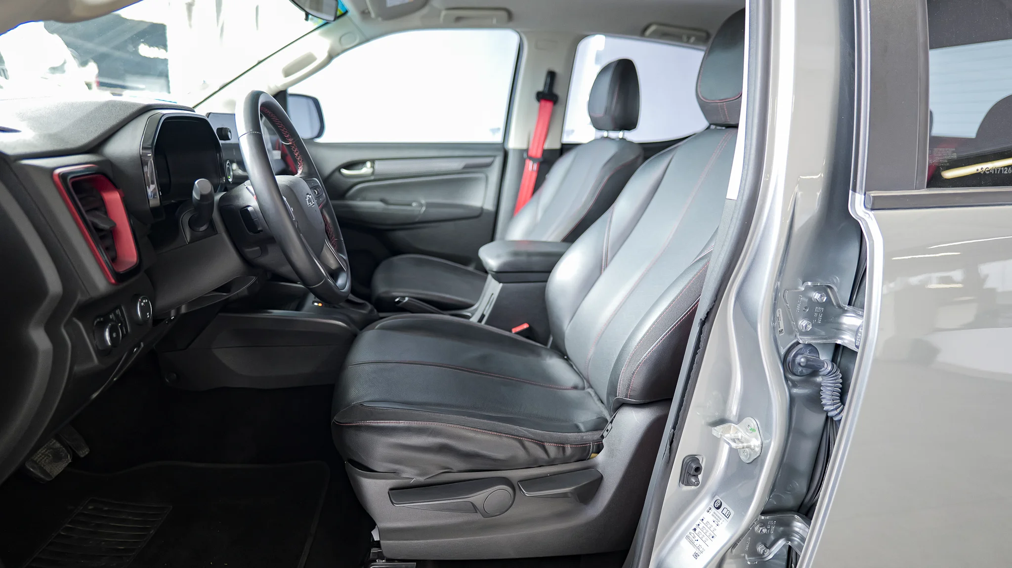 Interior 4