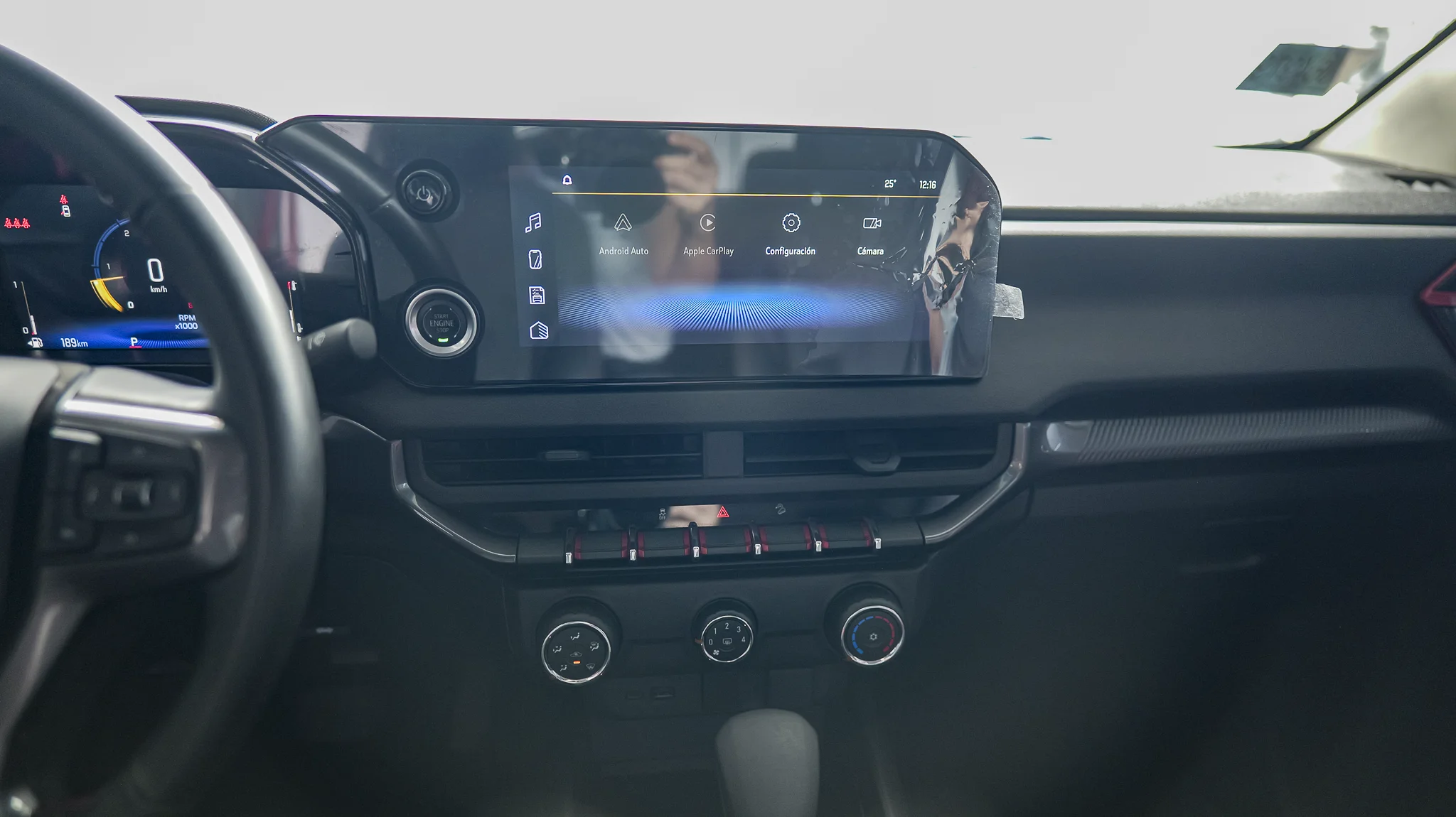Interior 7