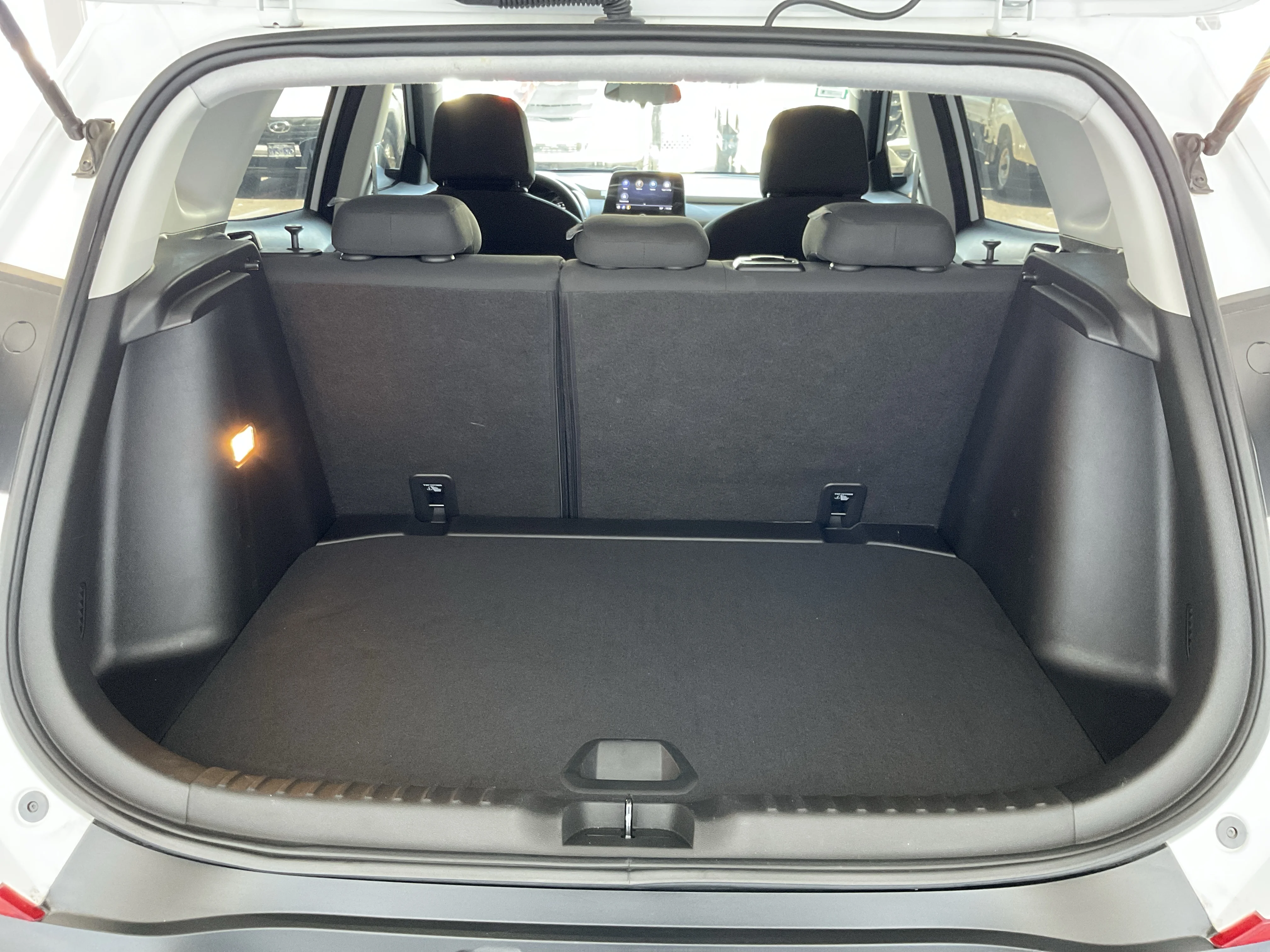 Interior 3