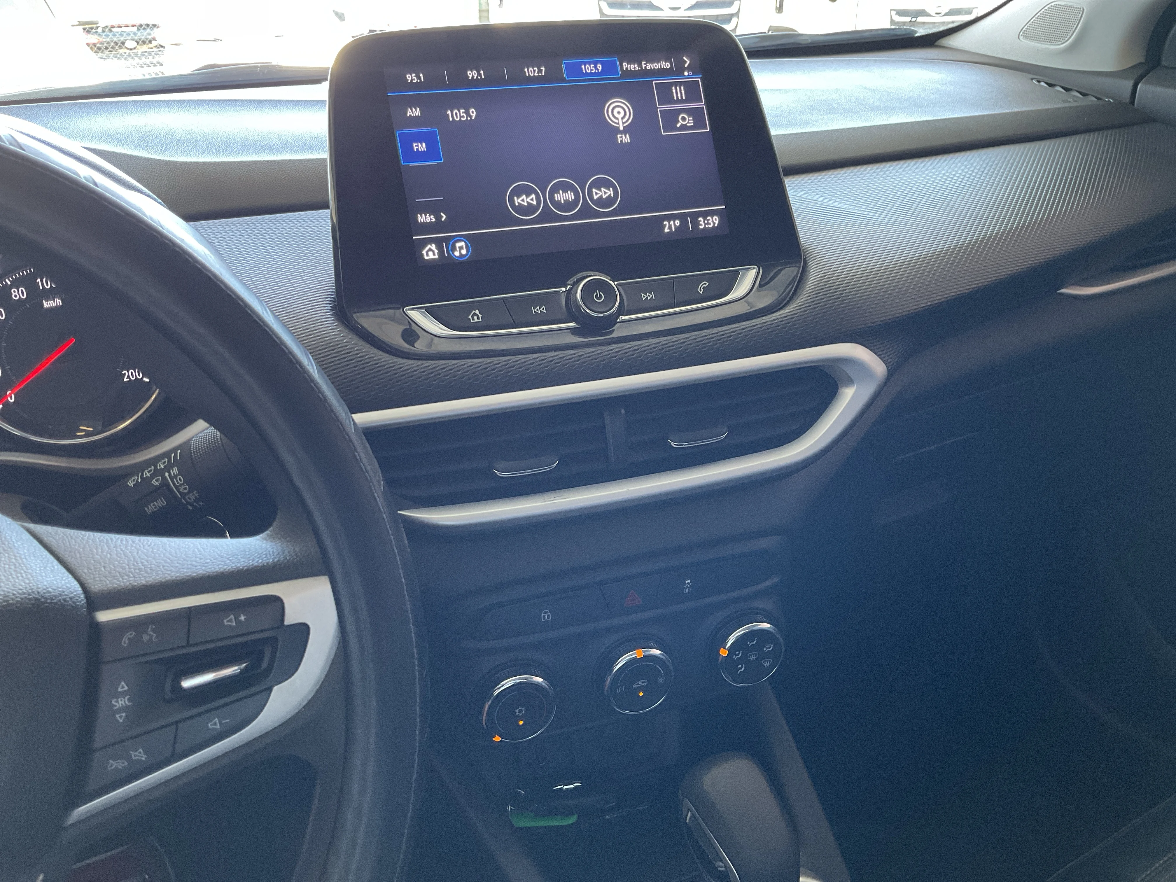 Interior 7