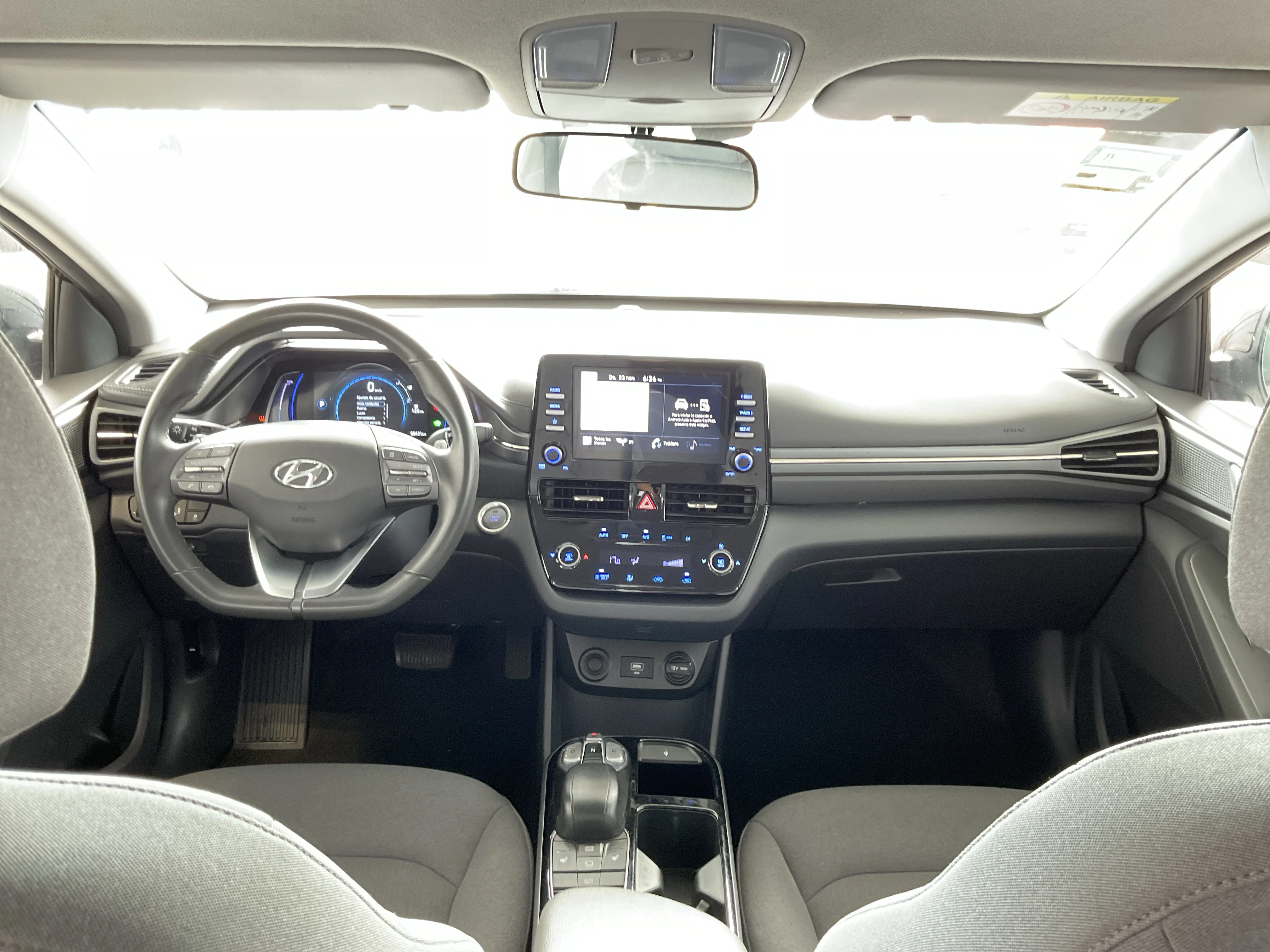 Interior 7