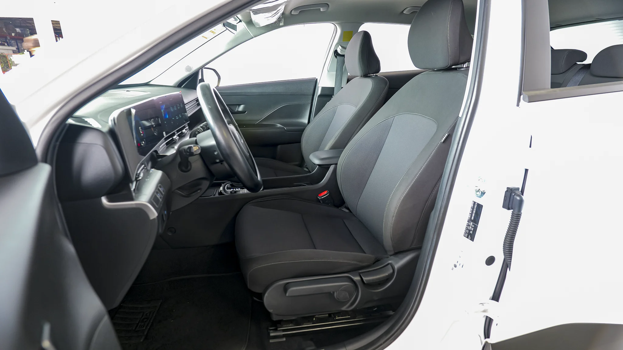 Interior 4