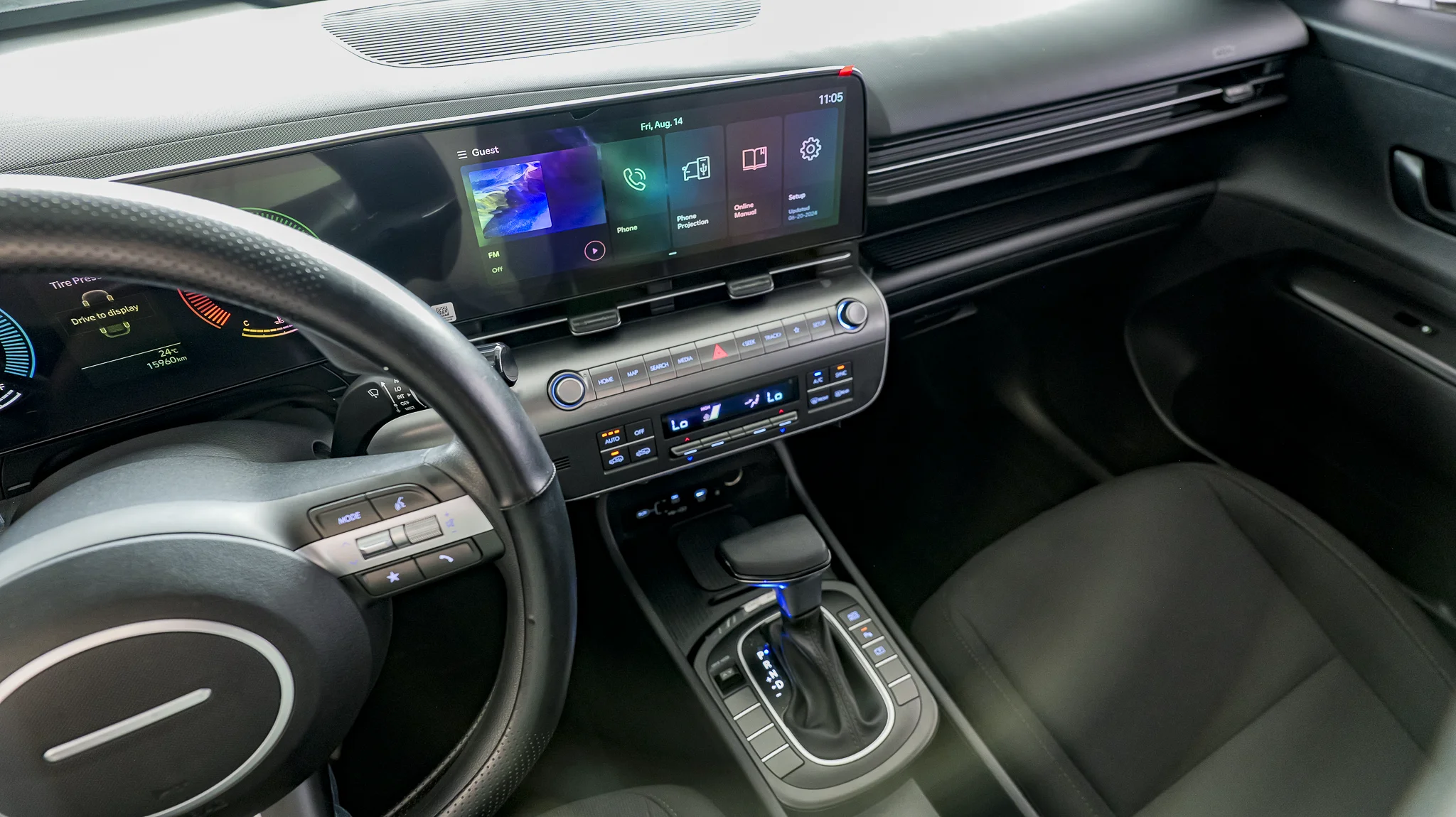 Interior 7