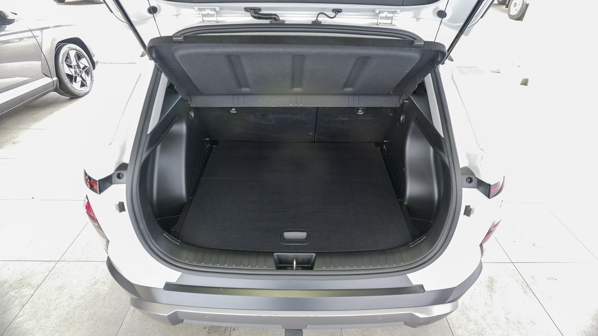 Interior 3