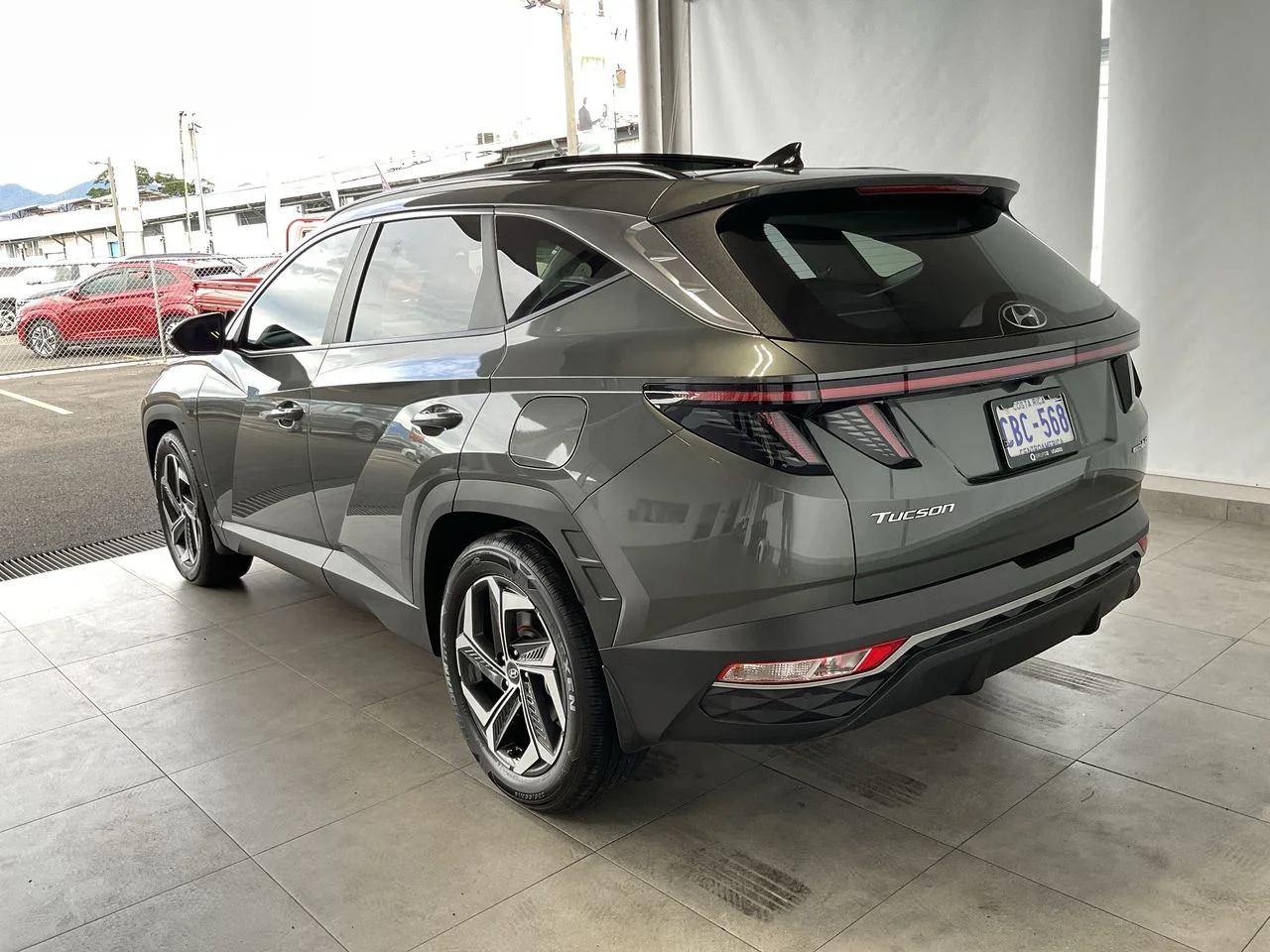 Exterior 5