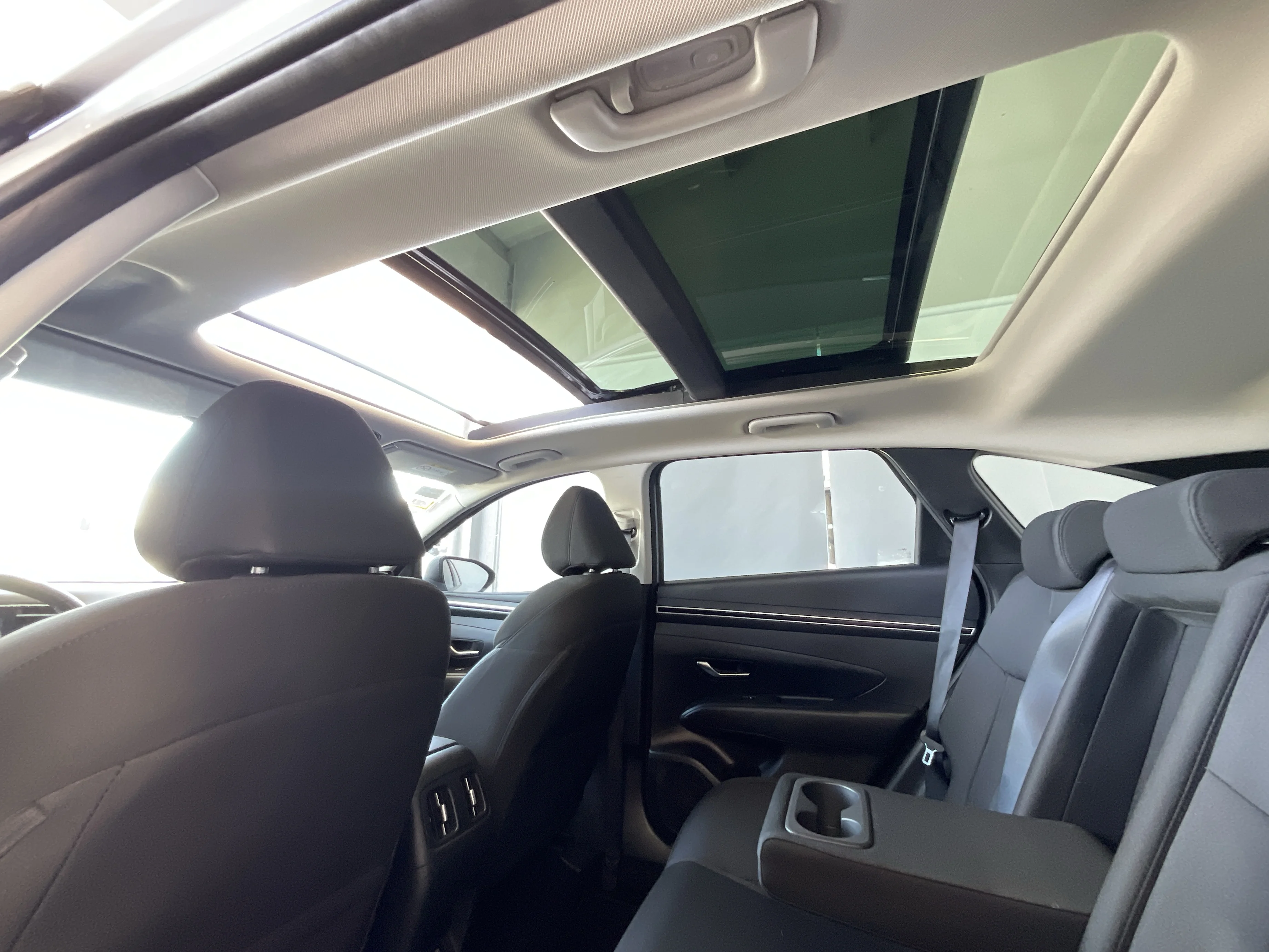 Interior 9