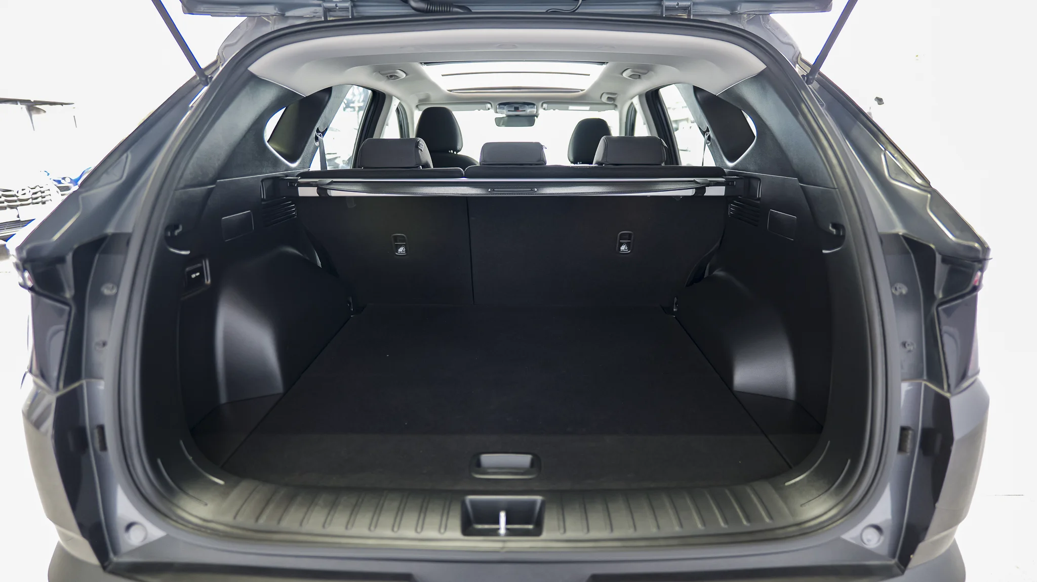 Interior 3