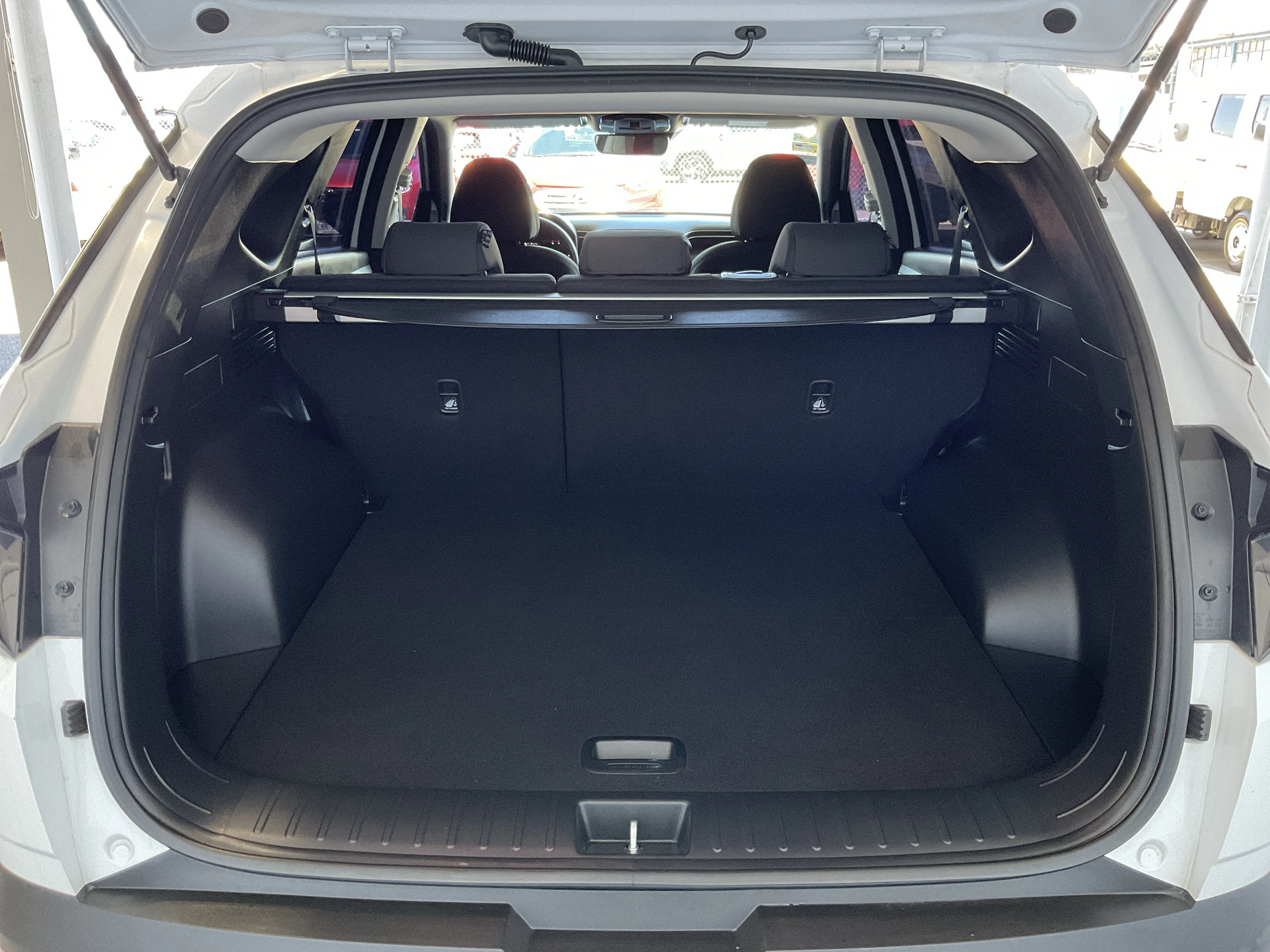 Interior 3