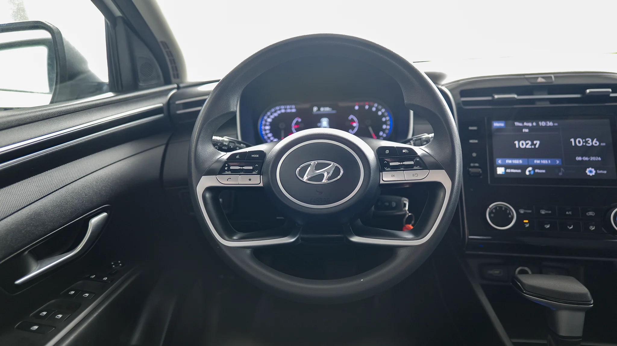 Interior 5