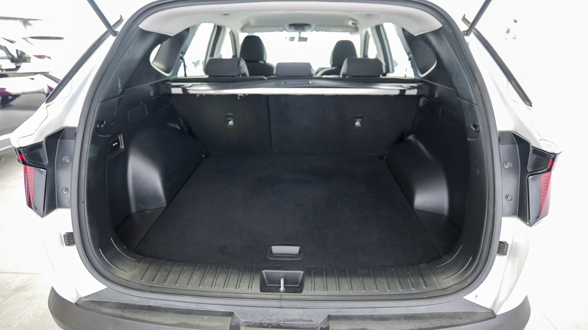 Interior 3