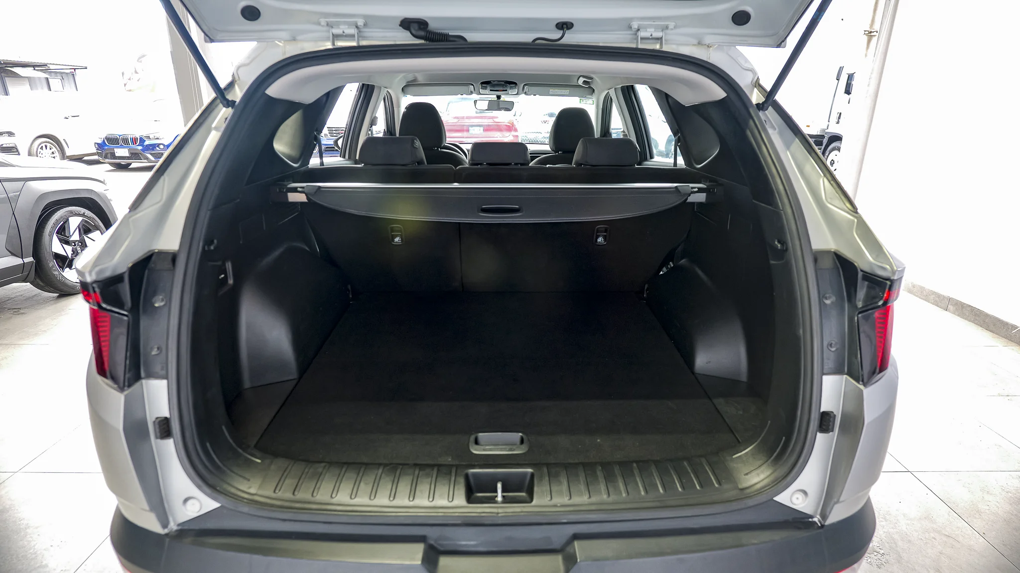 Interior 3