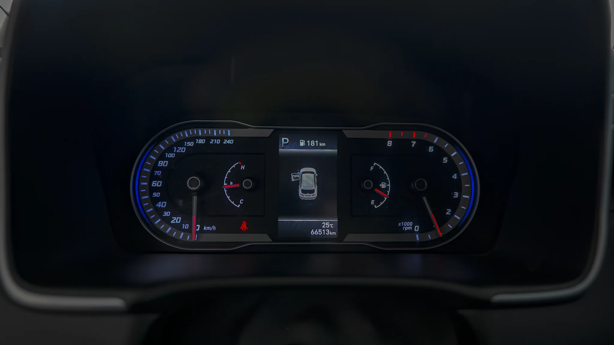 Interior 6
