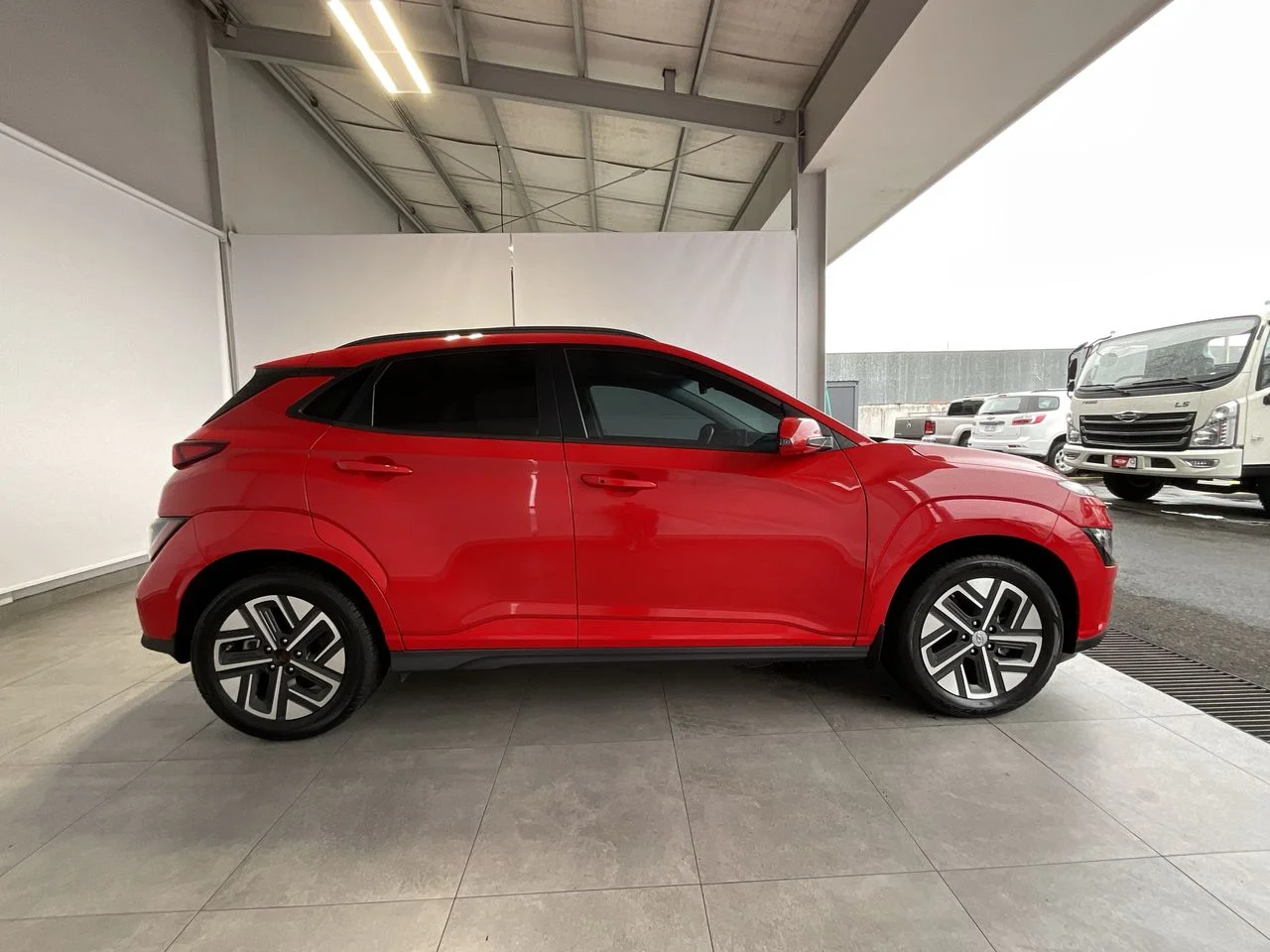 Exterior 8