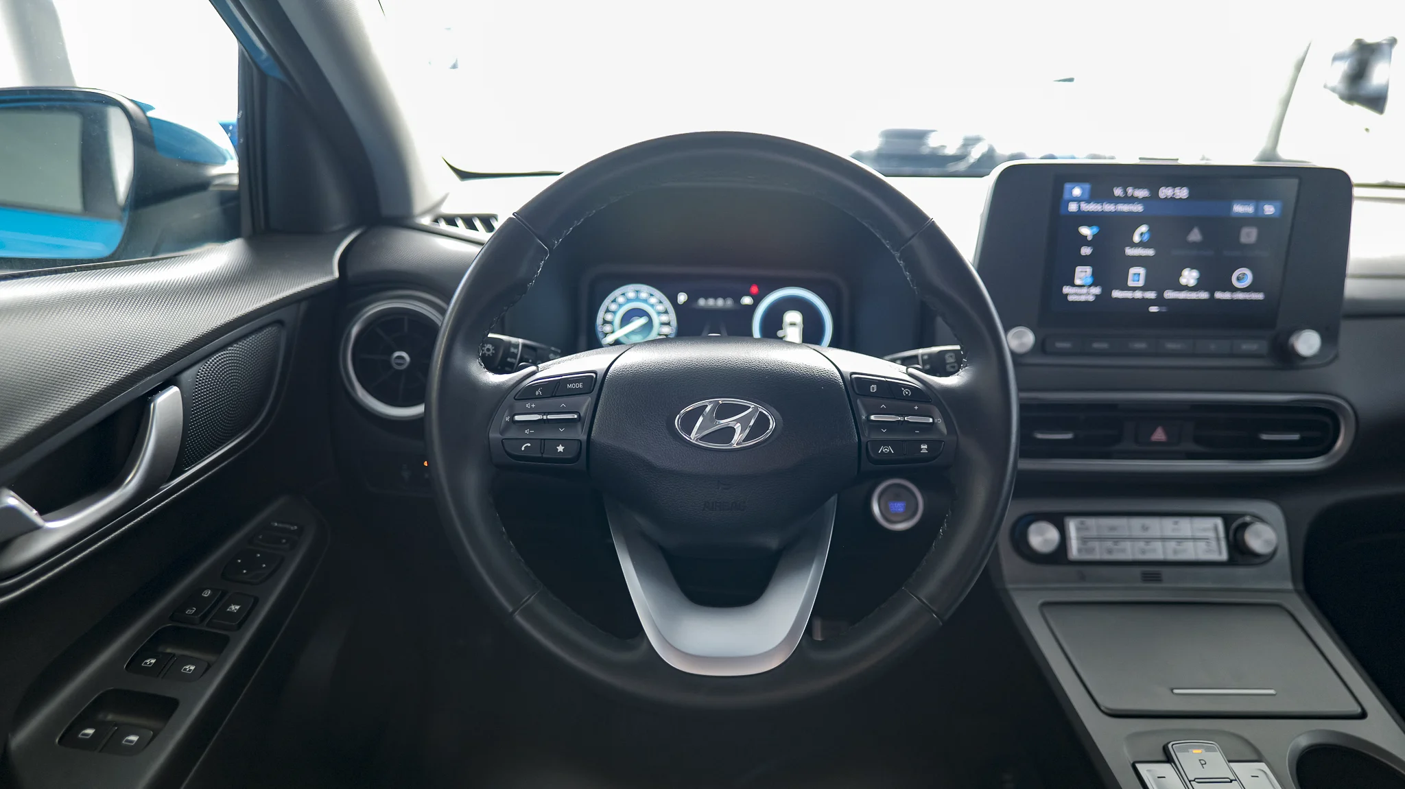 Interior 4