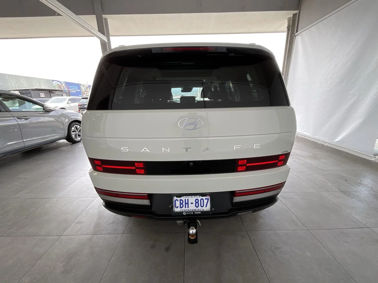 Exterior 6