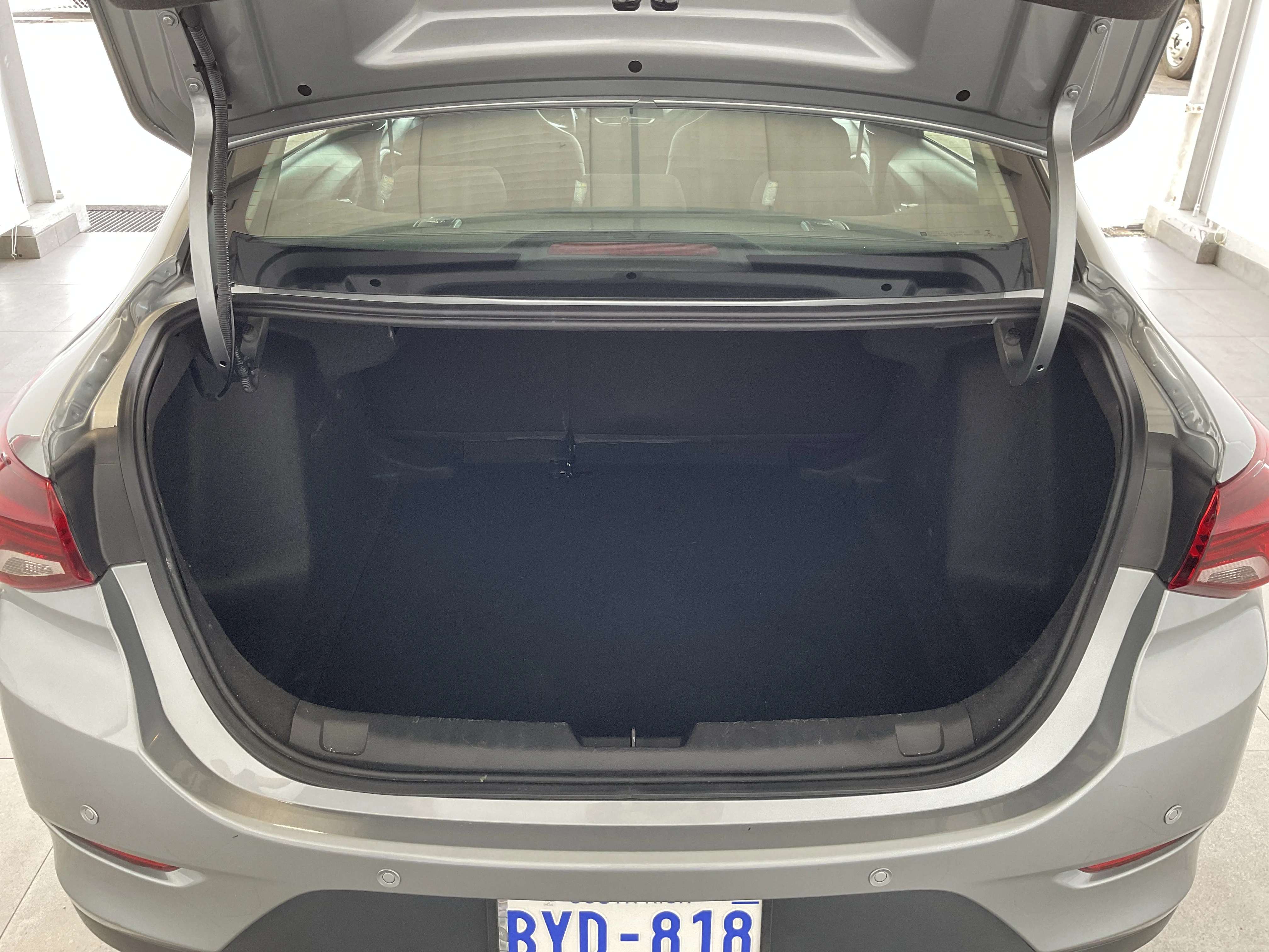 Interior 3