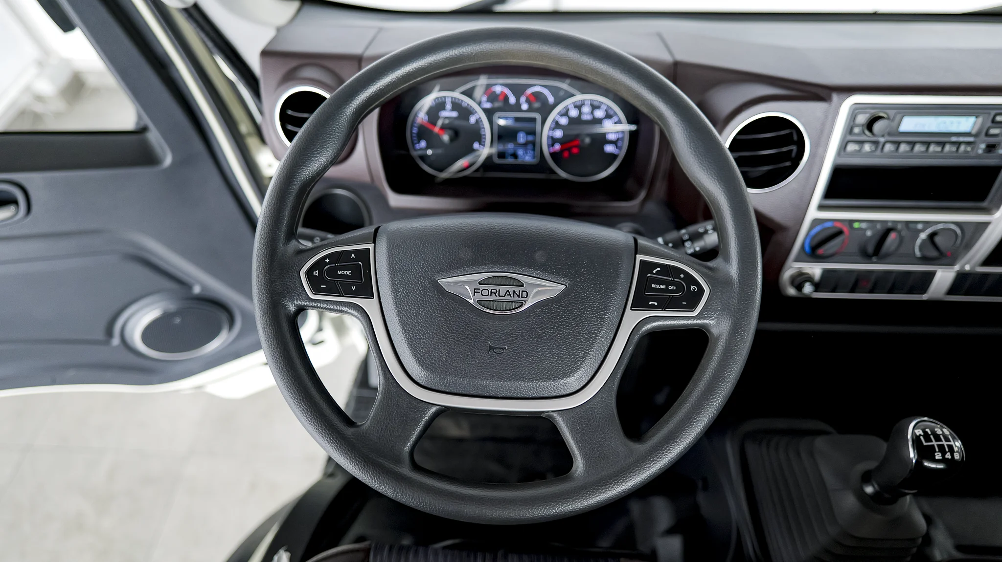 Interior 4