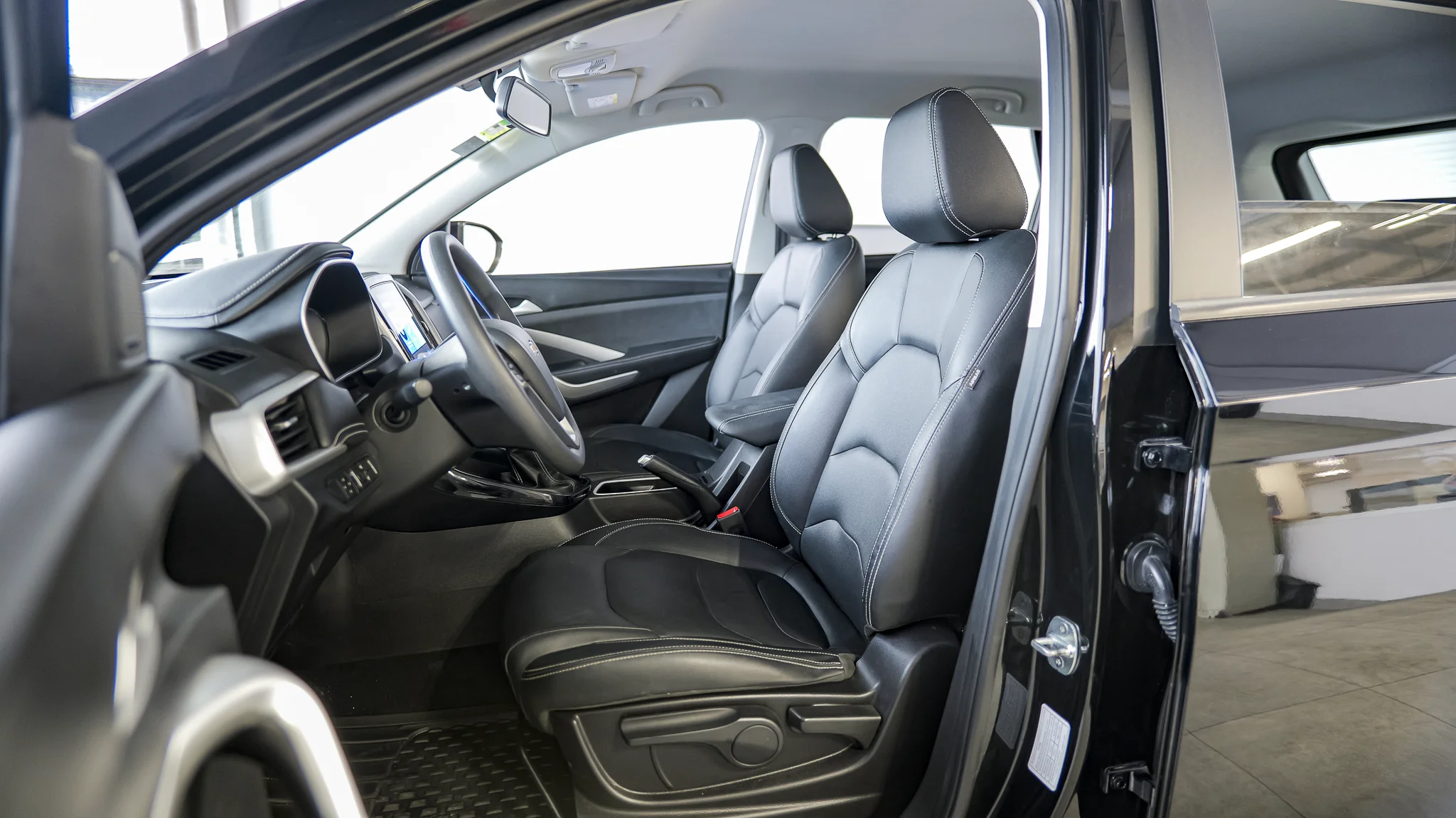 Interior 3