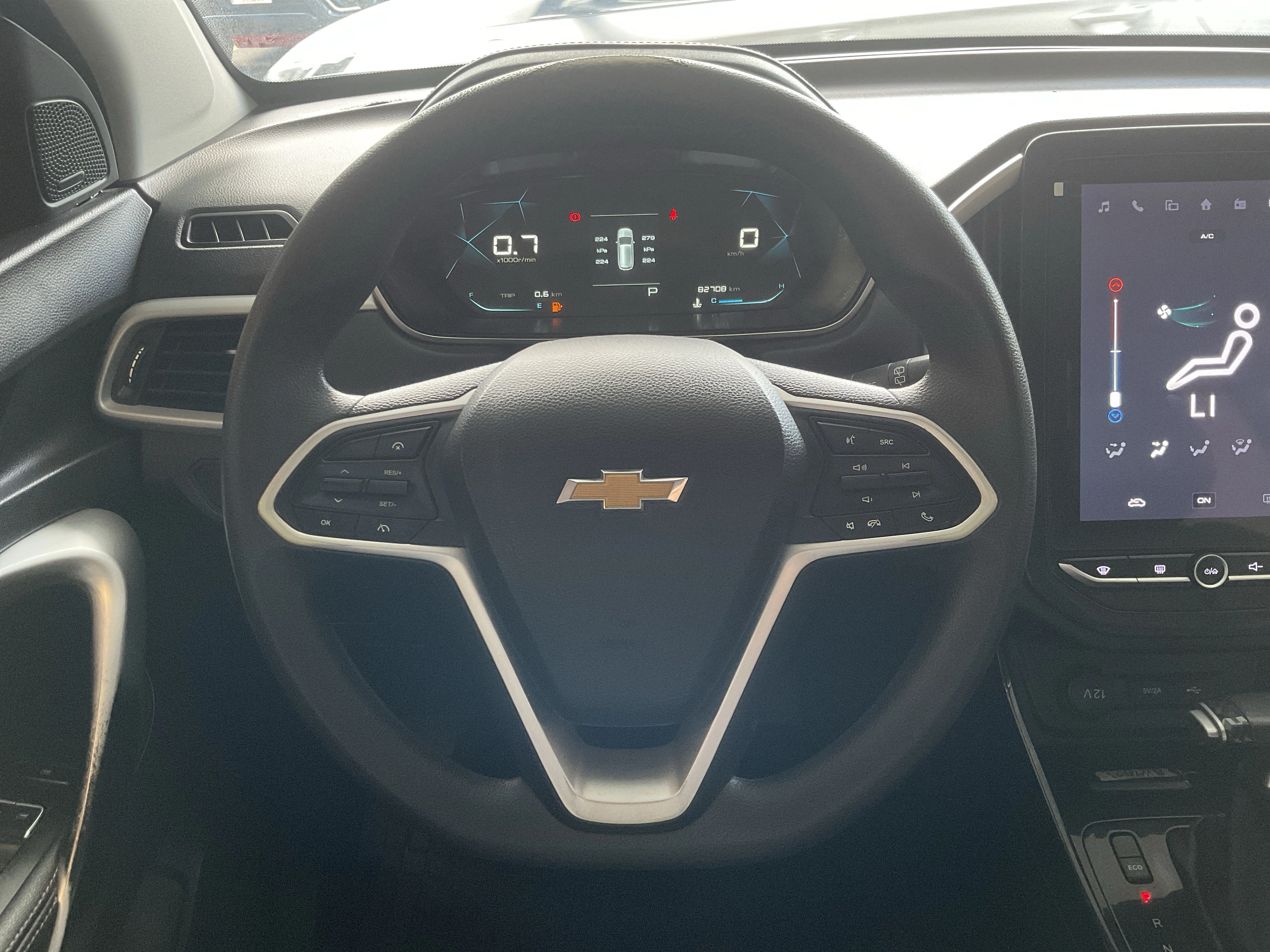 Interior 10