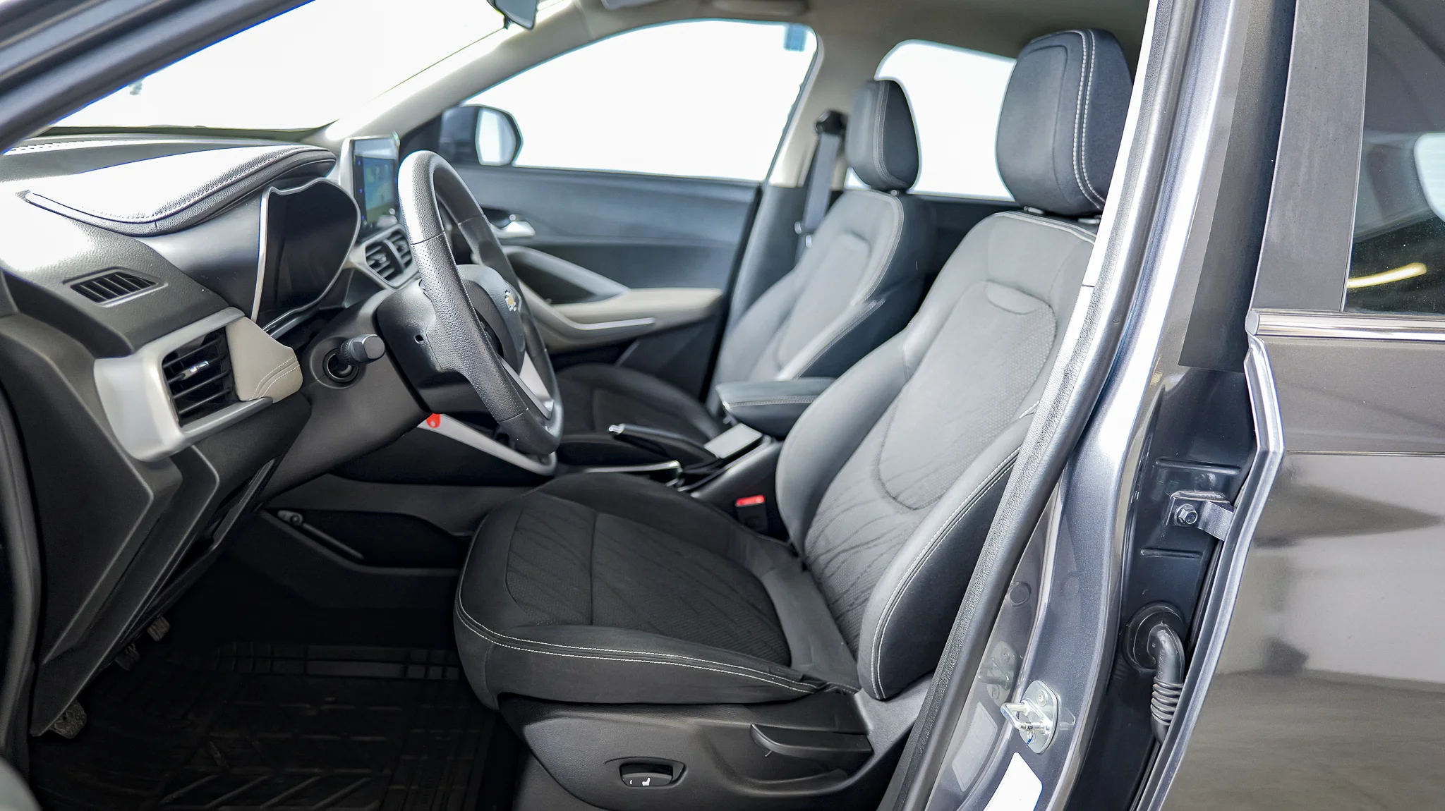 Interior 4