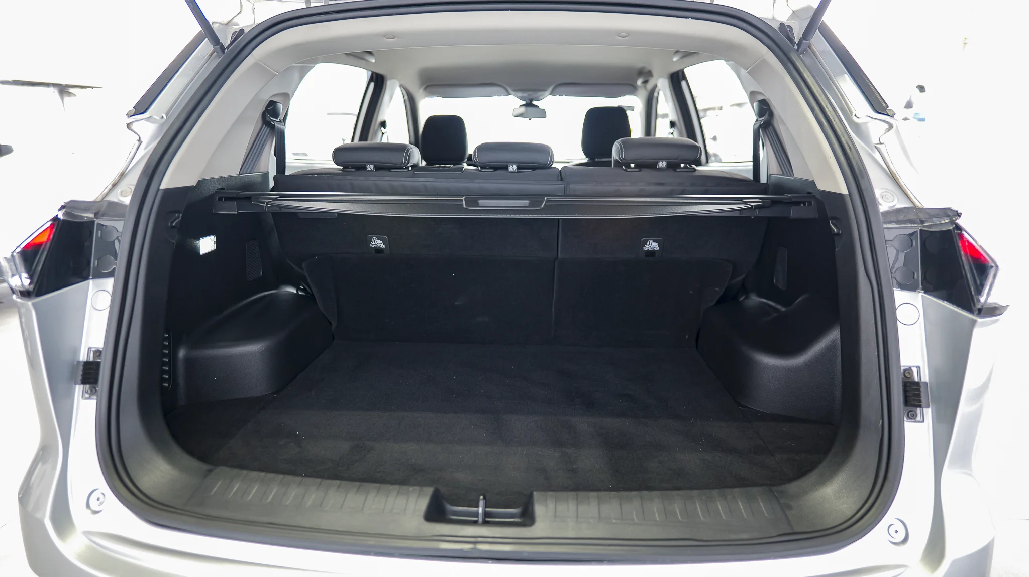 Interior 3