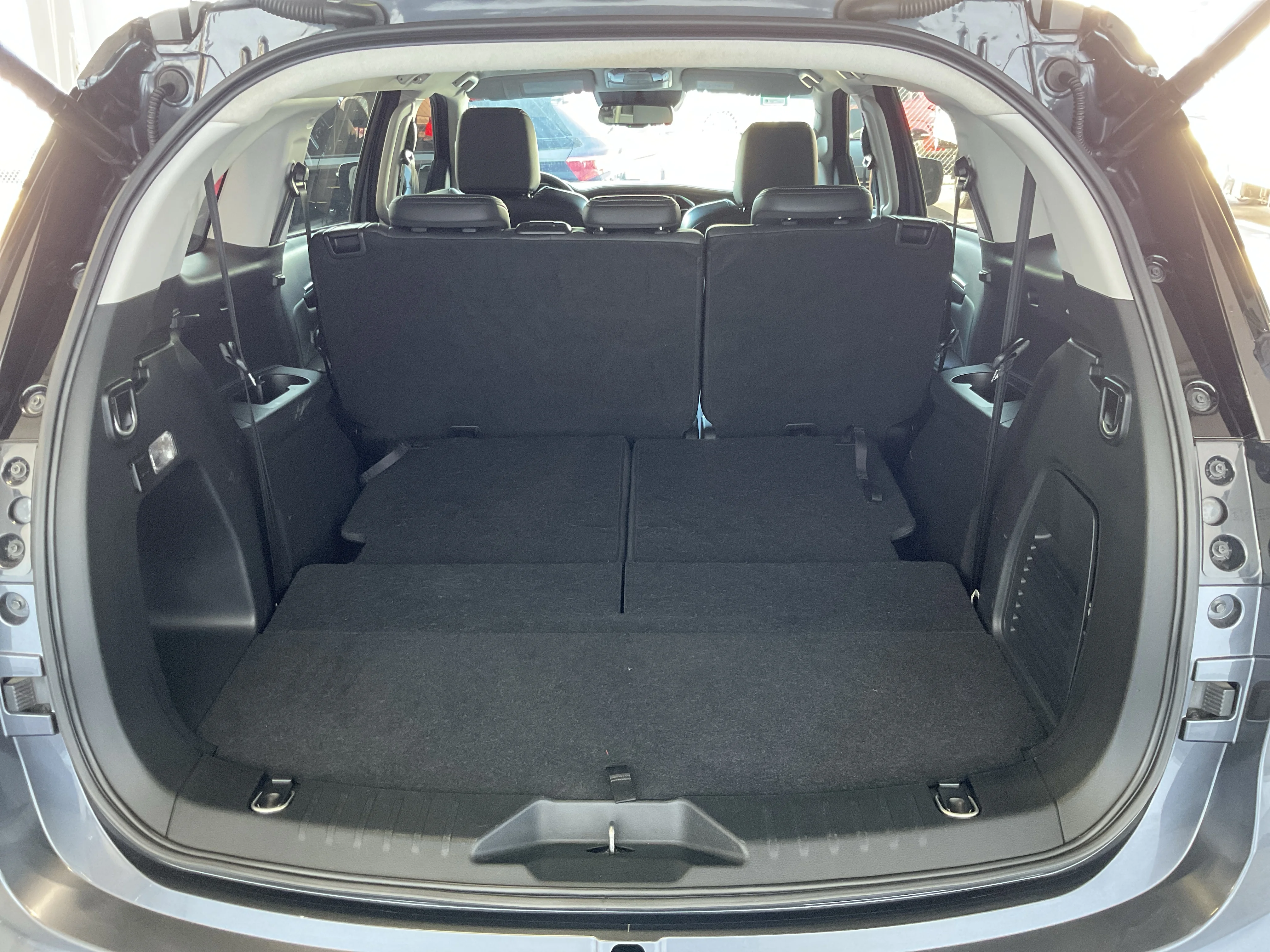 Interior 4